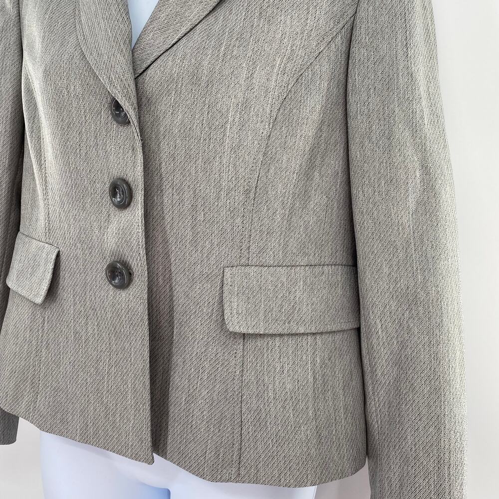 Evan-Picone Gray Herringbone Lined Button Closure… - image 3